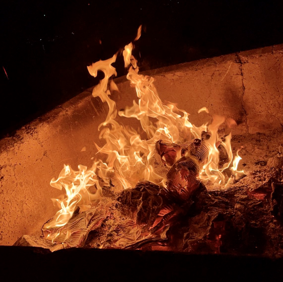 image of a firepit up close